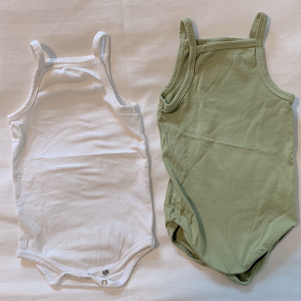 ARQ pair of 6-12m onesie bodysuits
